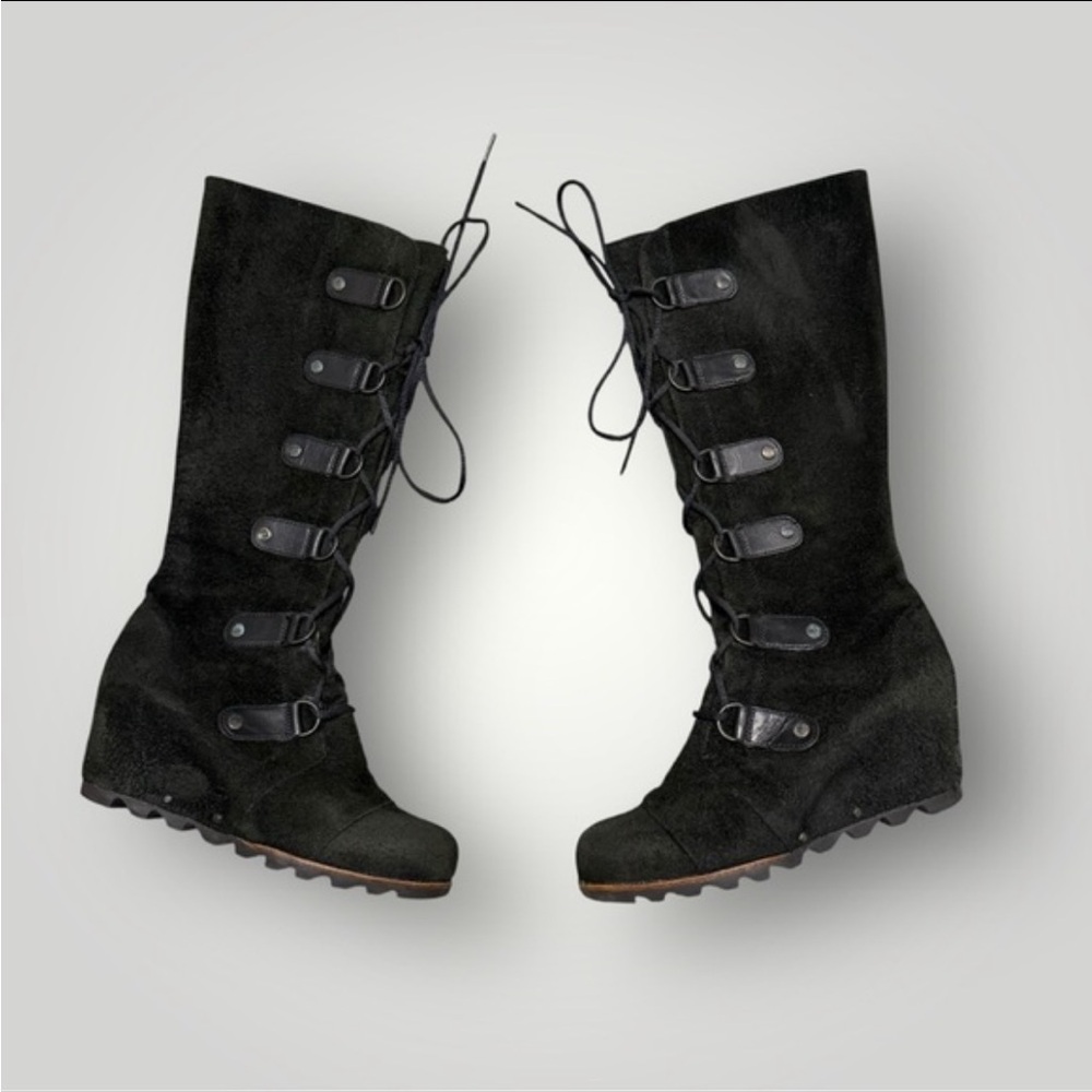 RARE Sorel Joan of Arc wedge boots